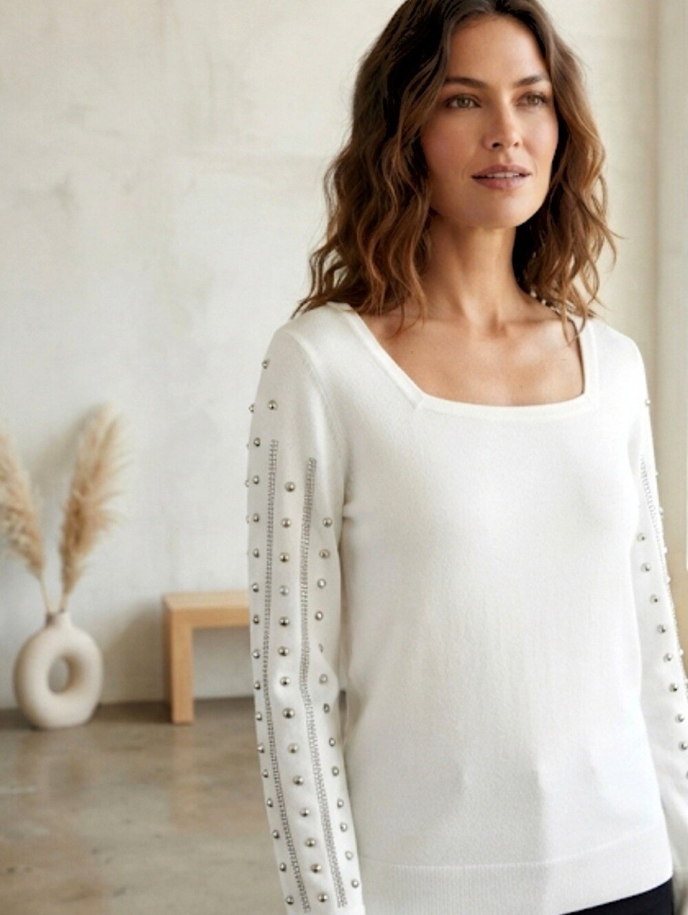Carmen Marc Valvo White Studded Long Sleeve Square Neck Sweater Size Small NWT